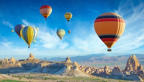 Standard Hot Air Balloon Tour - This is a Photograph of Standard Hot Air Balloon Tour